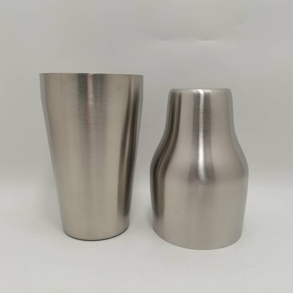 LARBO stainless steel French shaker for professional bartending use